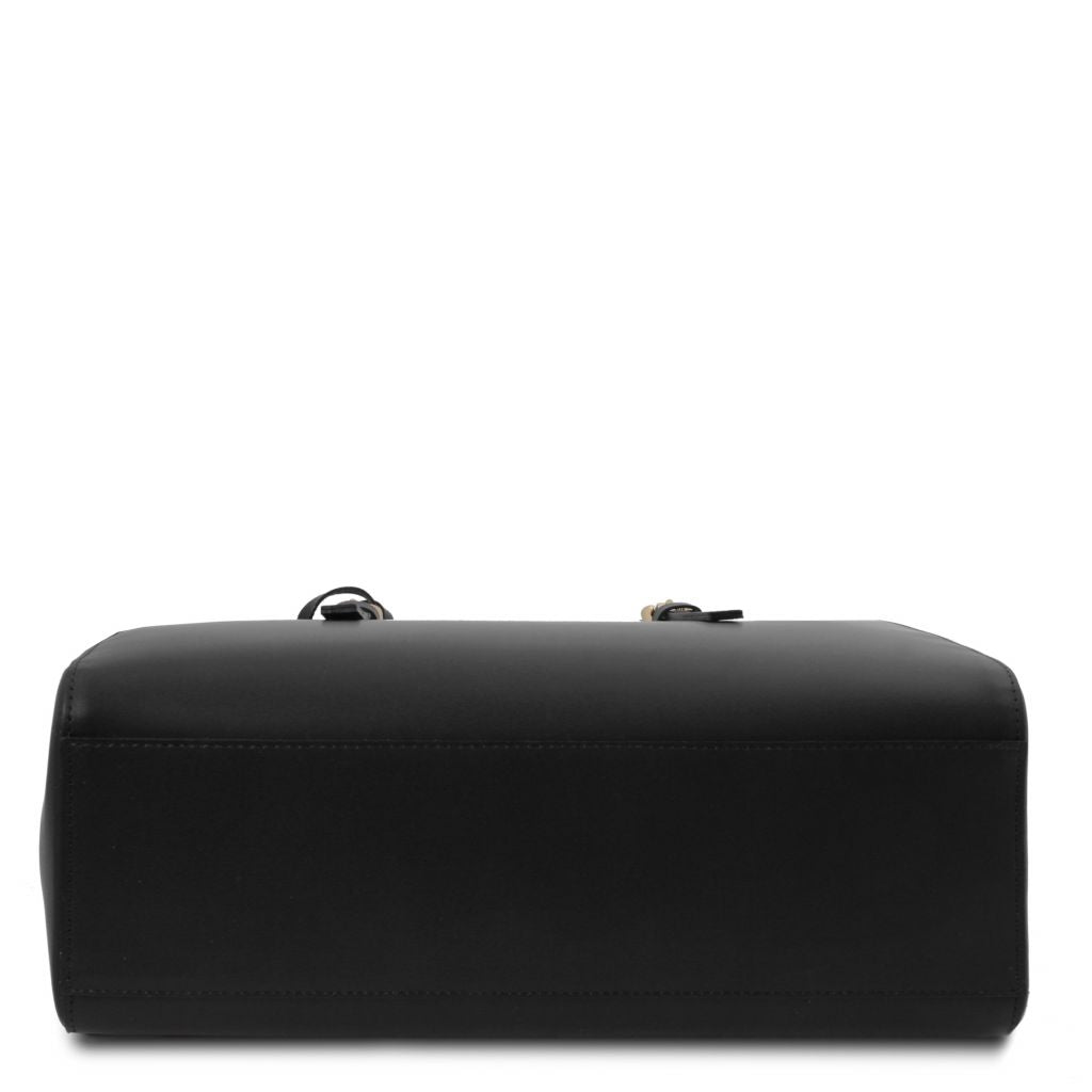 TL Bag - حقيبة كتف جلدية