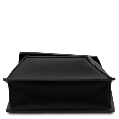 TL Bag - حقيبة كتف جلدية